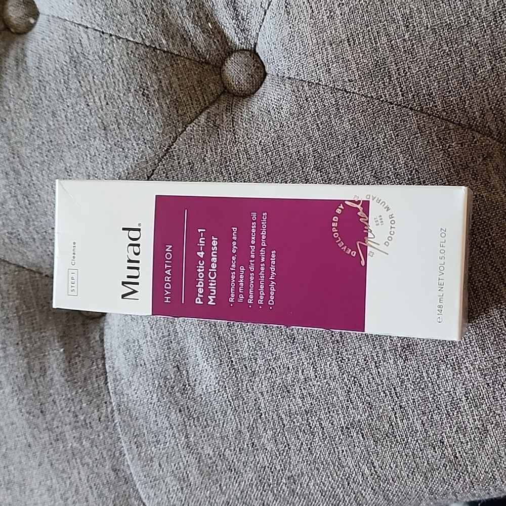 Murad prebiotic cleanser BRAND NEW